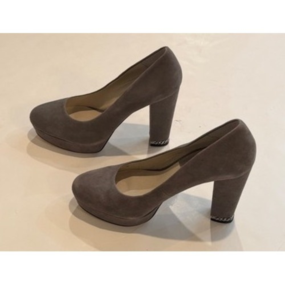 Michael Kors Grey Suede Platform Block Heel Pumps Chain Detail Size 9.5M